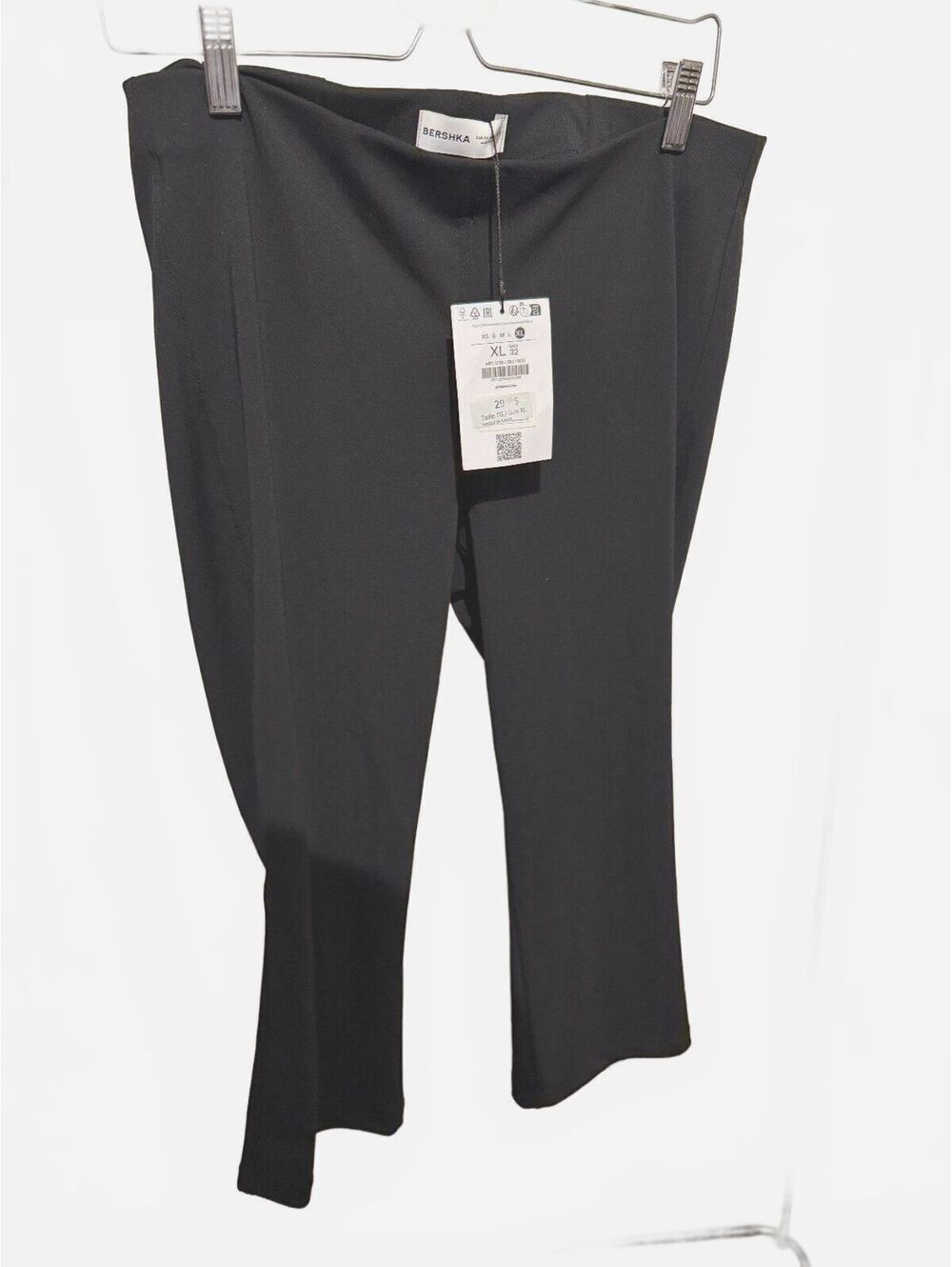 Berksha Black Cropped Leggings